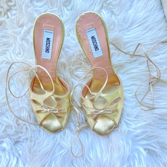 Authentic Moschino Golden Peep Toe Strappy Heels Size 35.5 - Picture 2 of 4